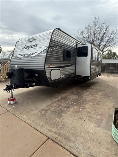 2021 Jayco Jay Flight 28BHS, $ 21,995
