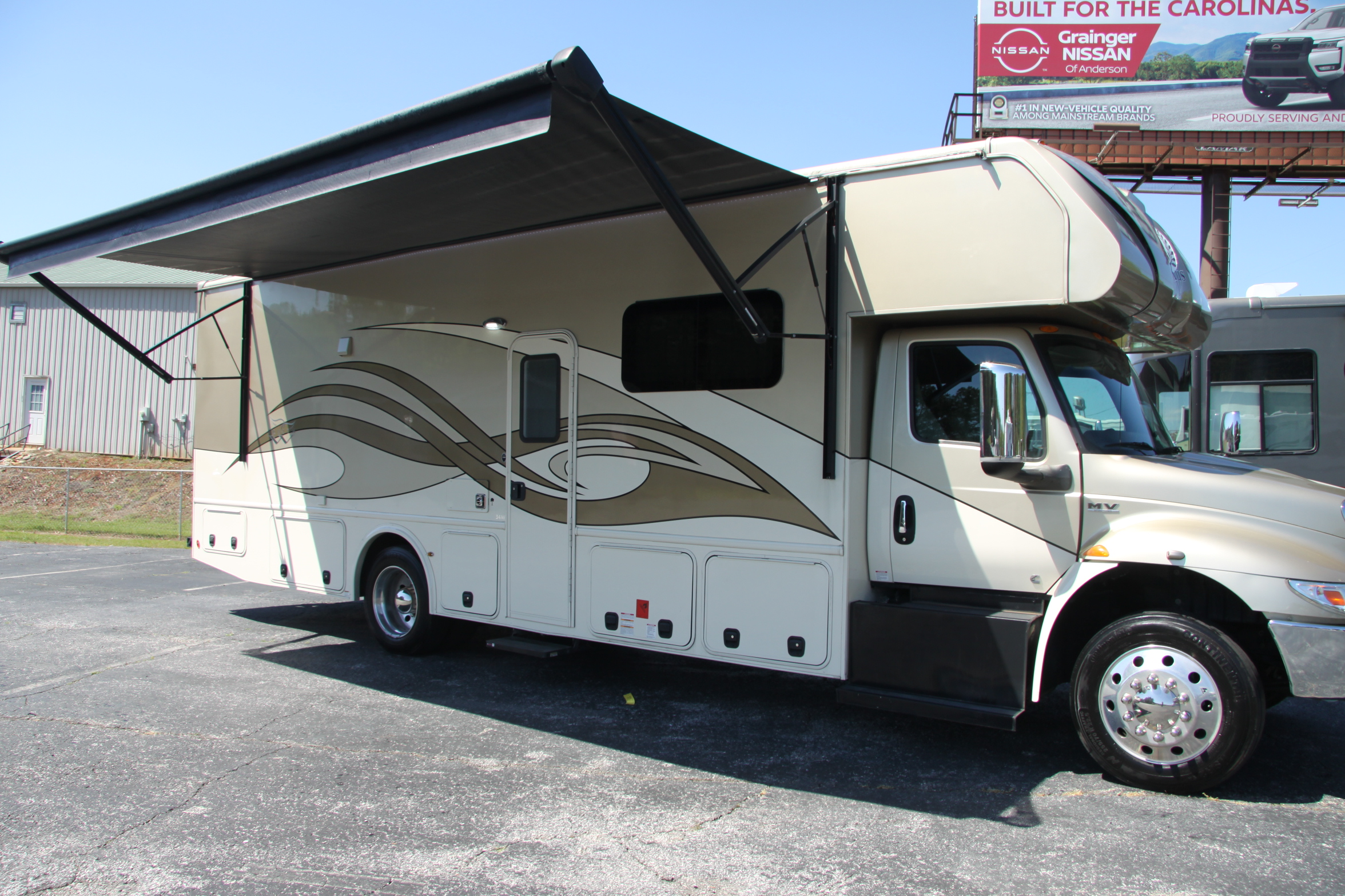 2022 NeXus RV Wraith 34W, $ 114,888