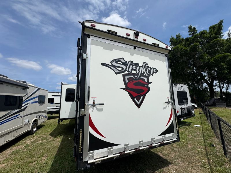 2017 Cruiser RV Stryker Toy Hauler, $ 21,000