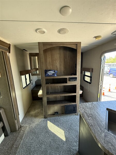 2018 Dutchmen 314BHS, $ 13,995