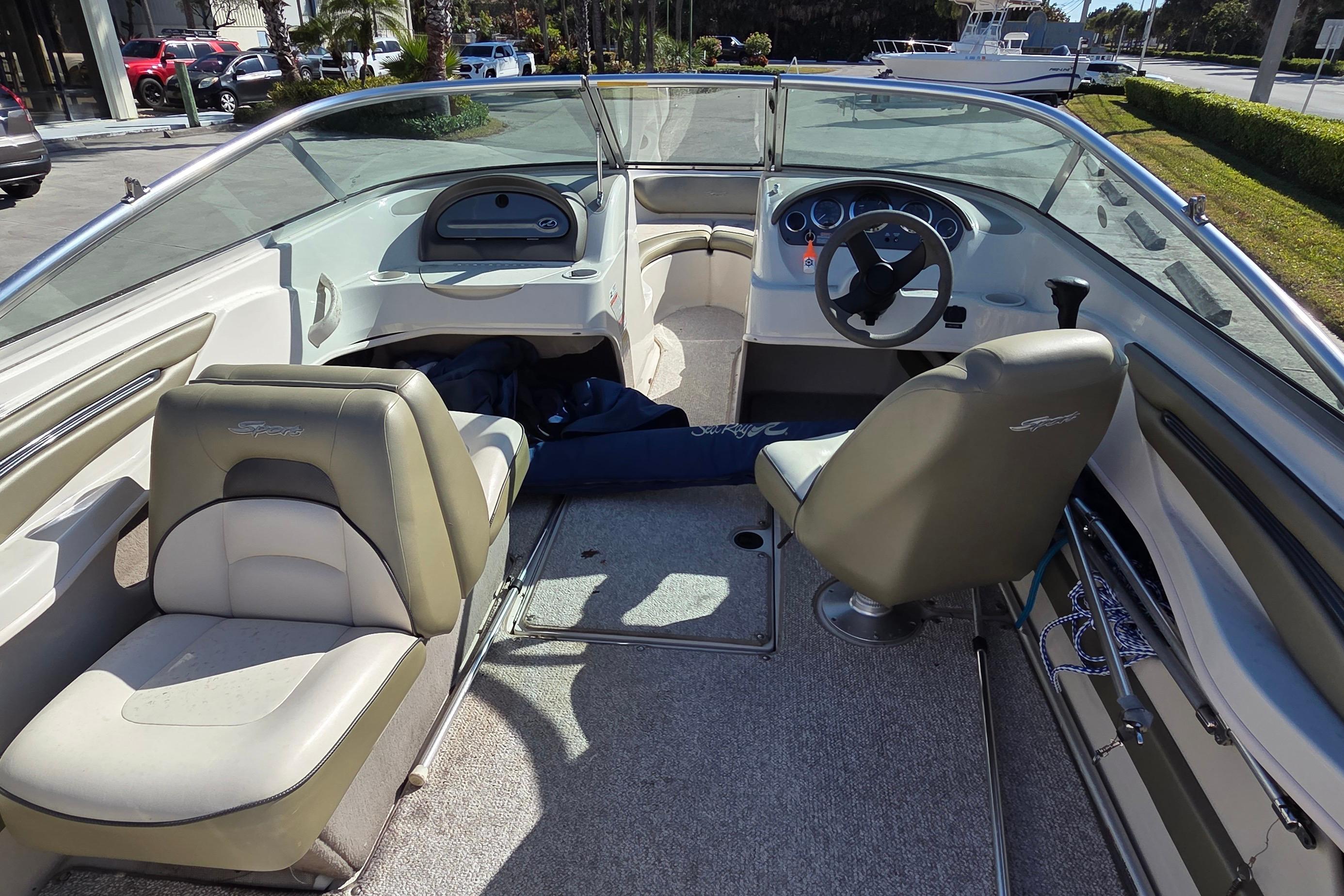 2004 Sea Ray 200 Sport, $ 6,900.00