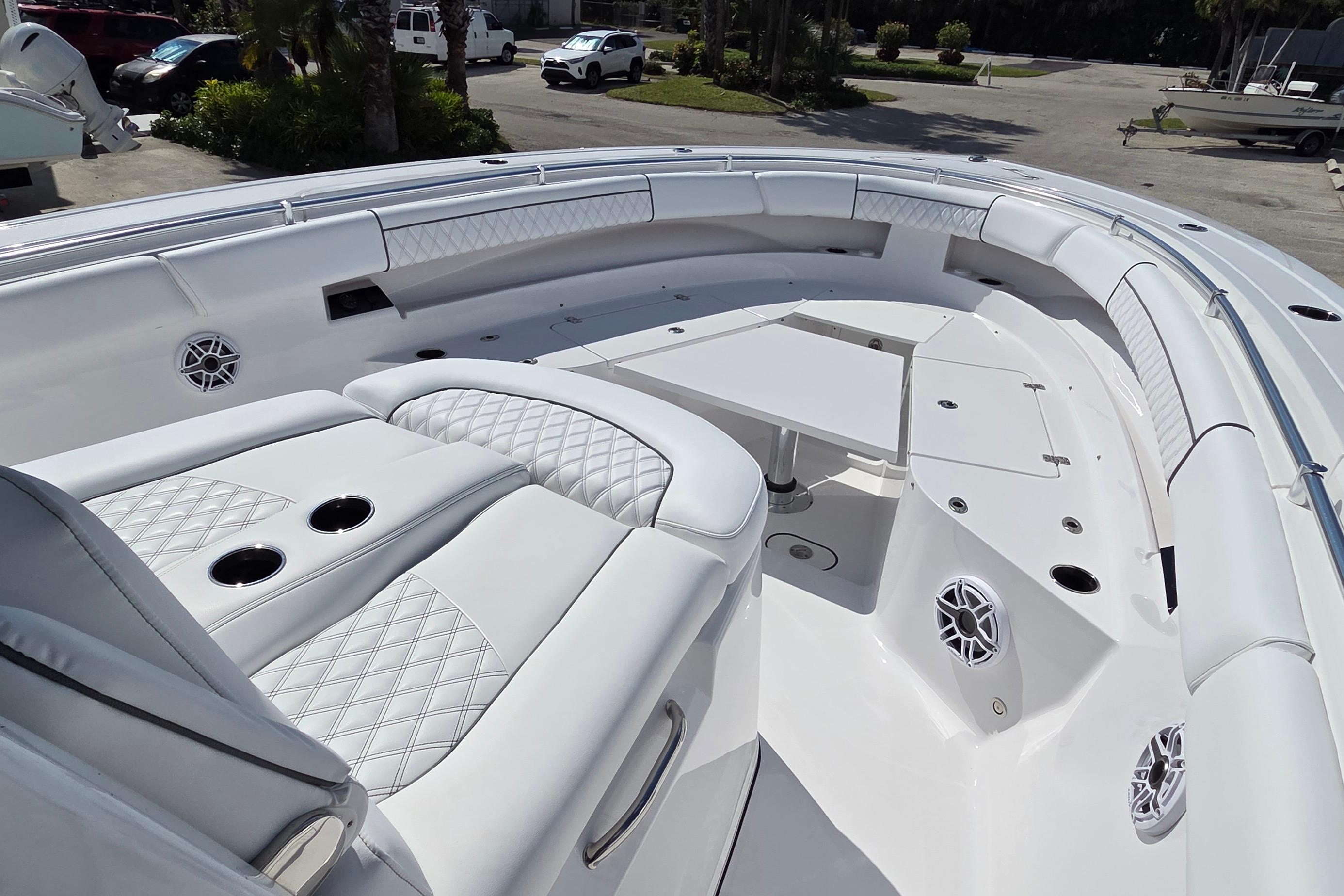 2021 Sportsman Open 352 Center Console, $ 389,900.00
