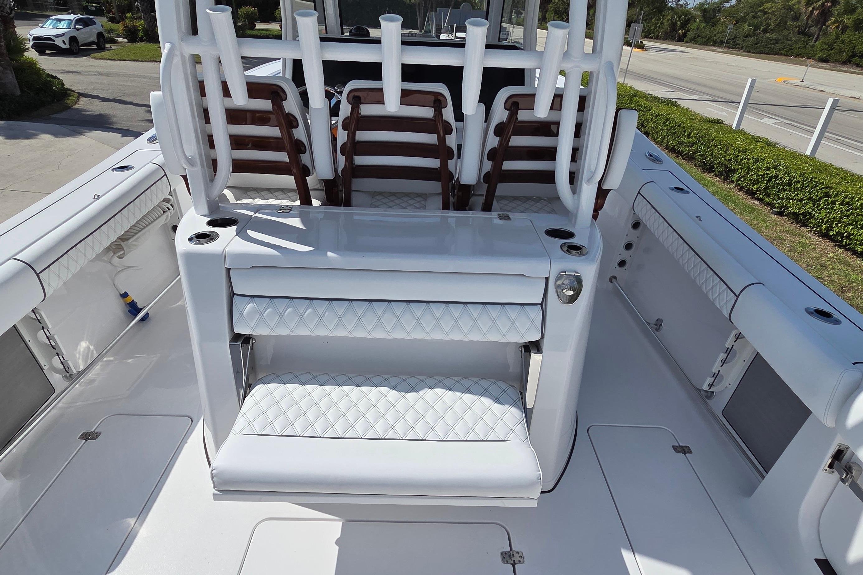 2021 Sportsman Open 352 Center Console, $ 389,900.00