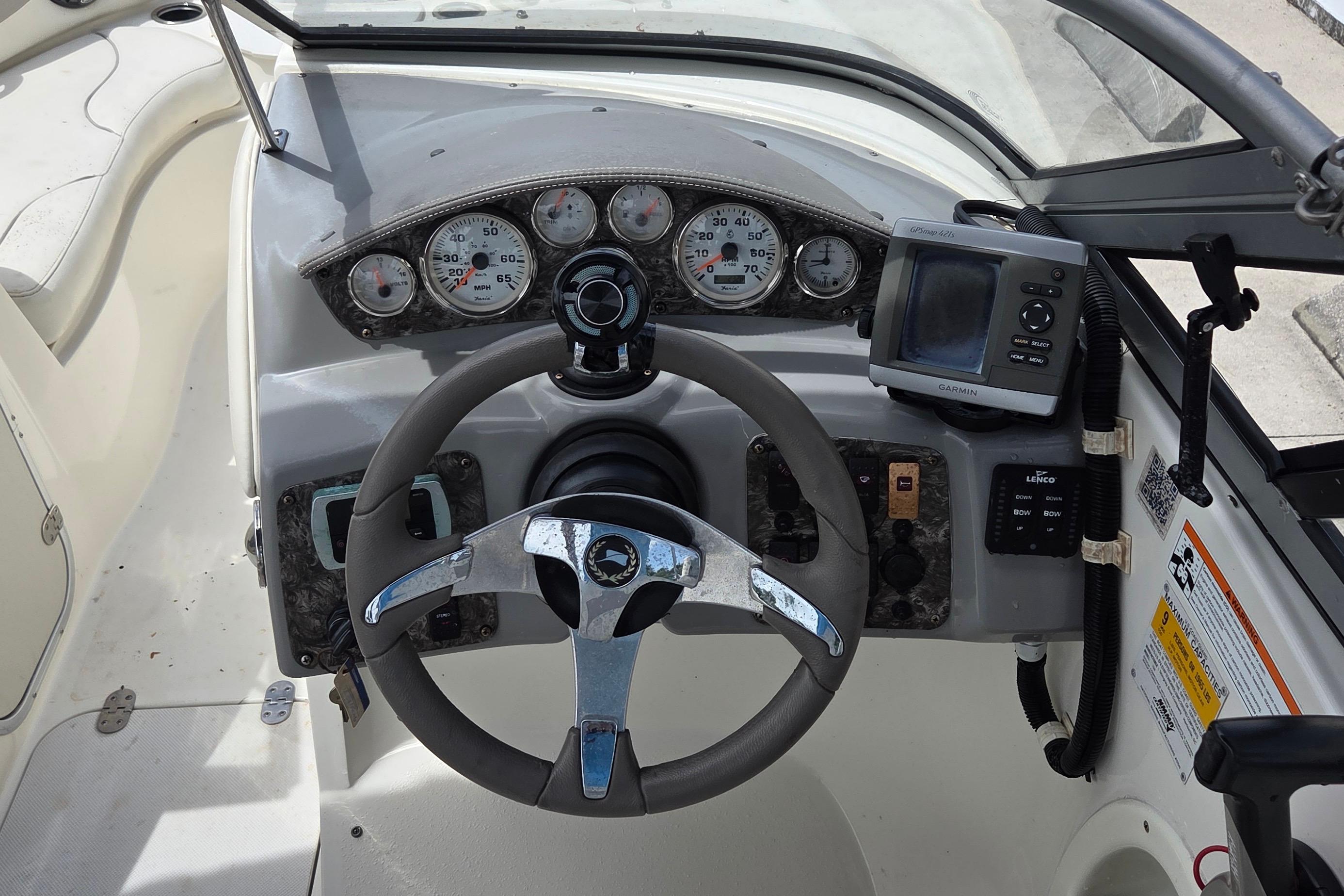 2013 Stingray 194 LX, $ 12,900.00