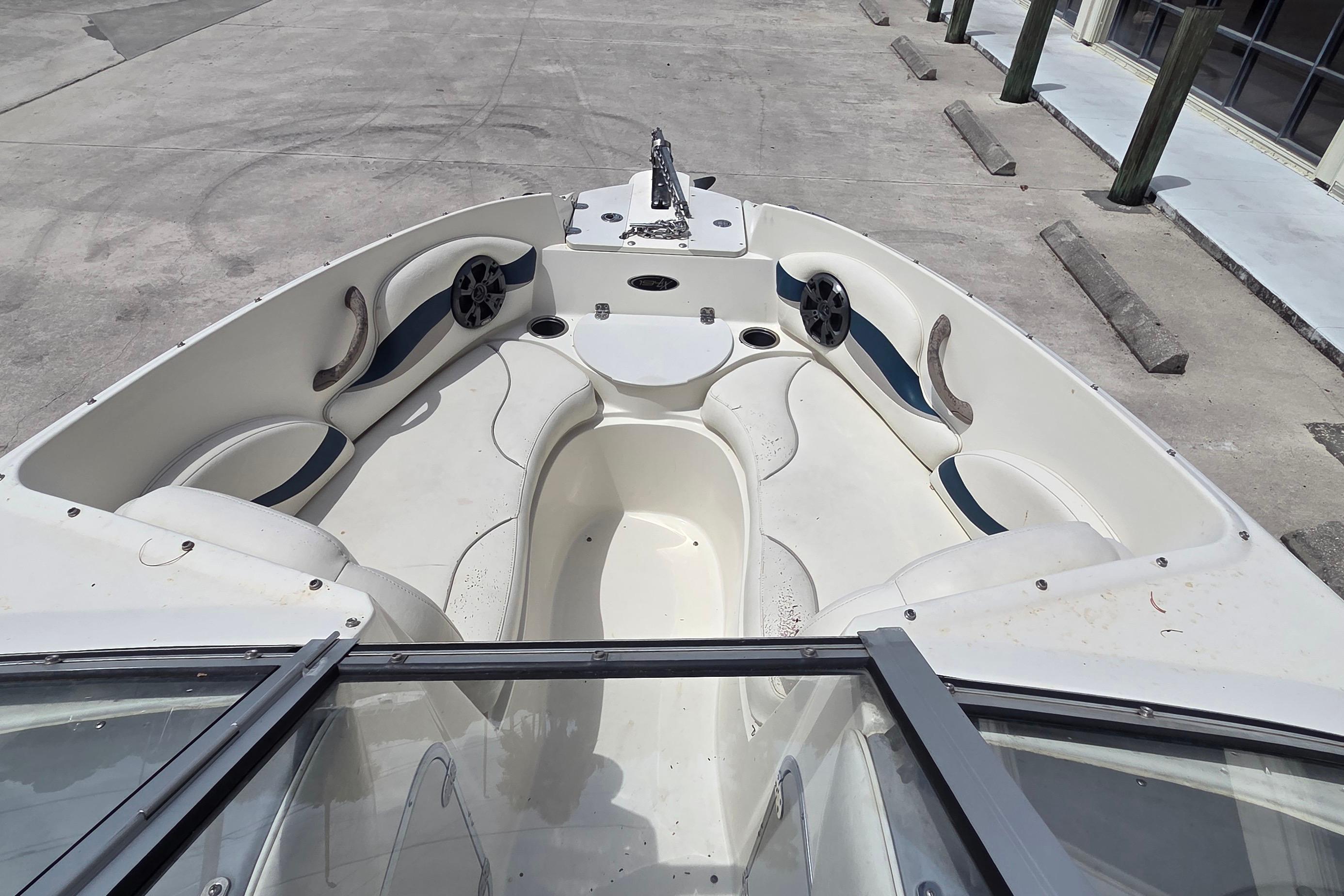 2013 Stingray 194 LX, $ 12,900.00