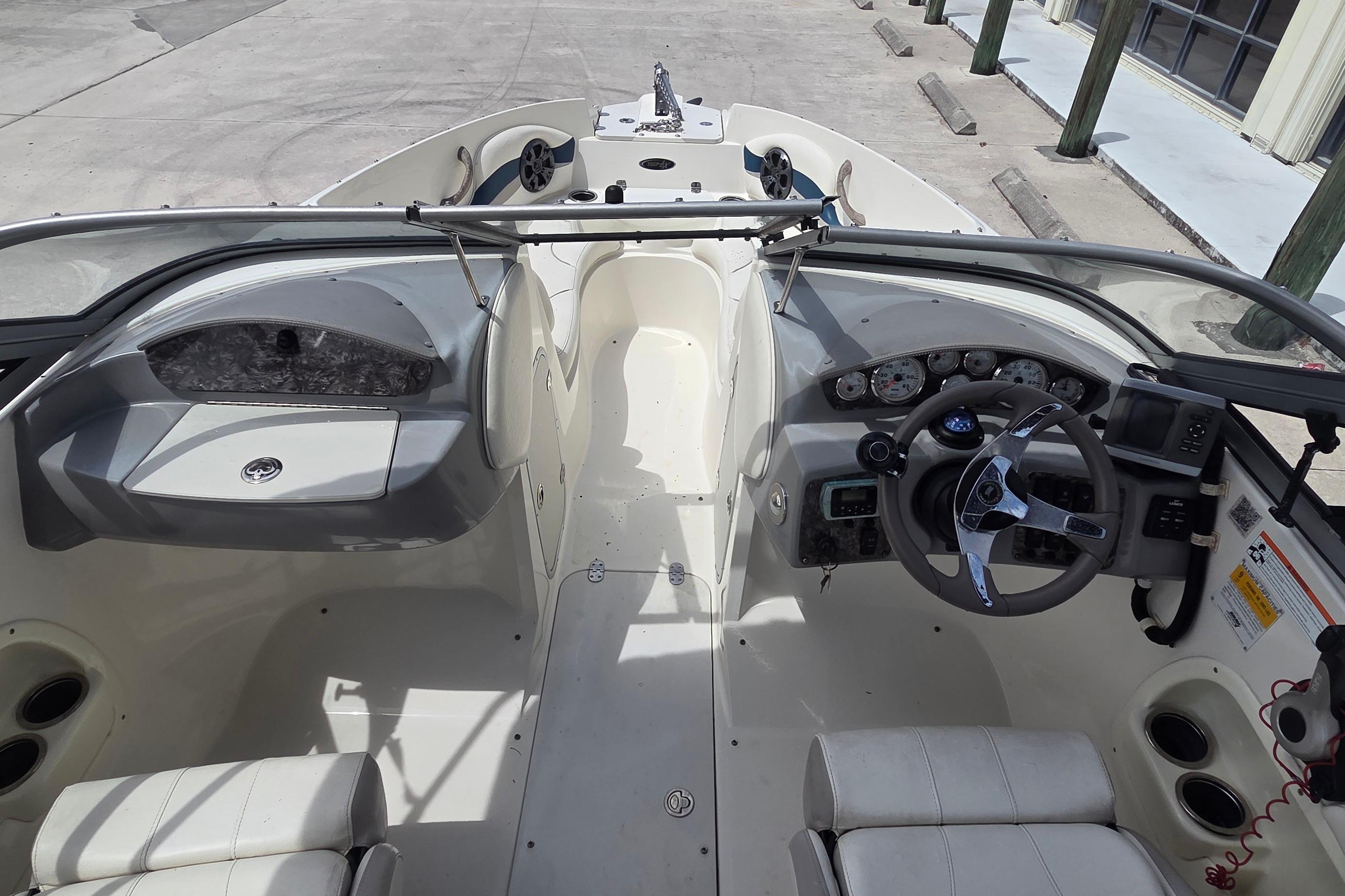 2013 Stingray 194 LX, $ 12,900.00