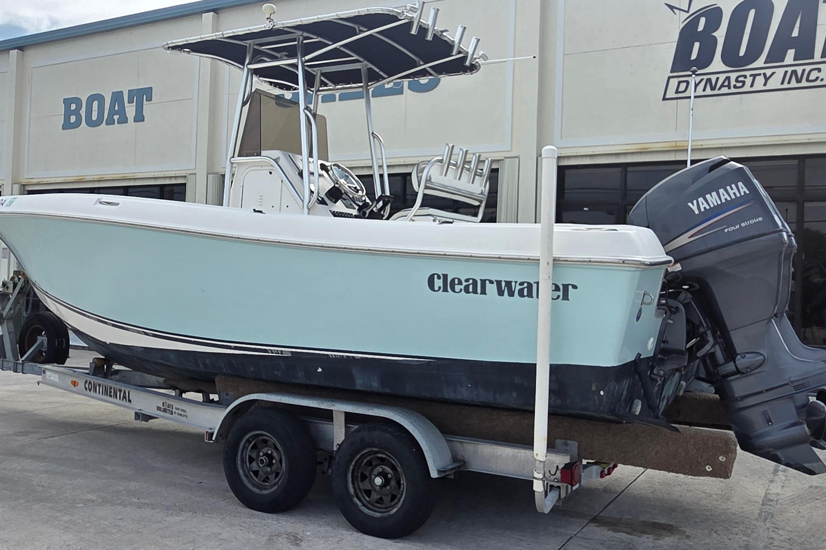 2008 Clearwater 2300 Center Console, $ 26,900.00
