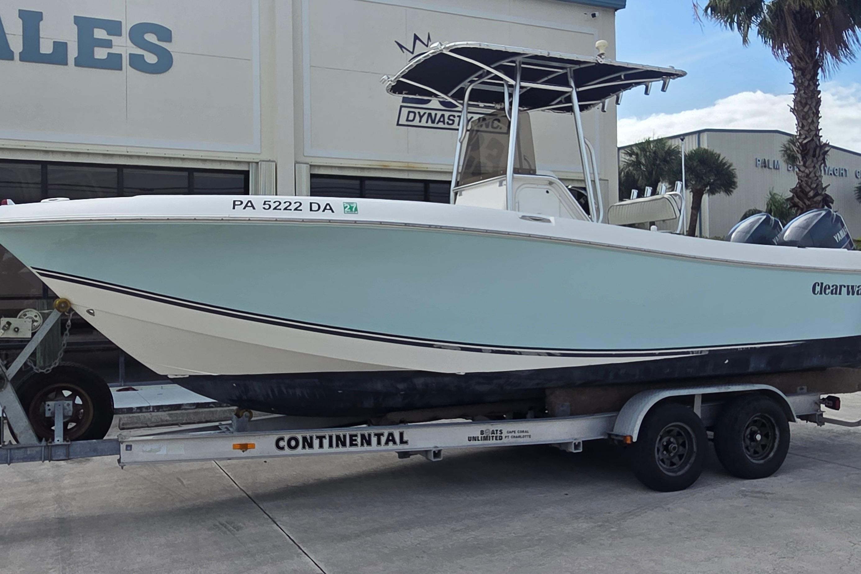 2008 Clearwater 2300 Center Console, $ 26,900.00
