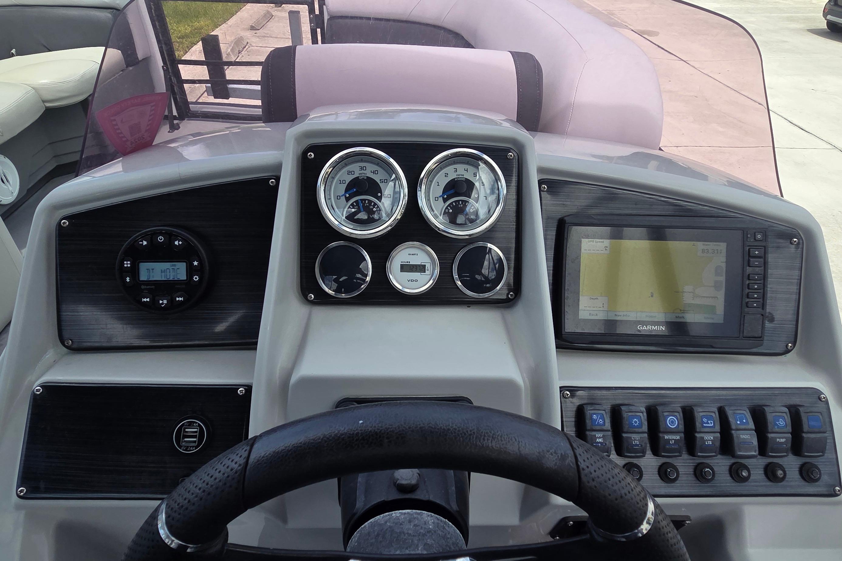 2022 Sylvan Mirage X X3, $ 24,900.00