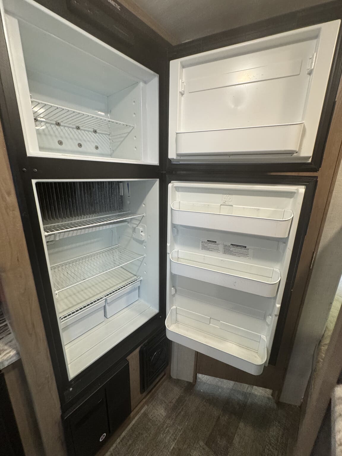 2020 Winnebago Micro Minnie 2306BHS, $ 15,450