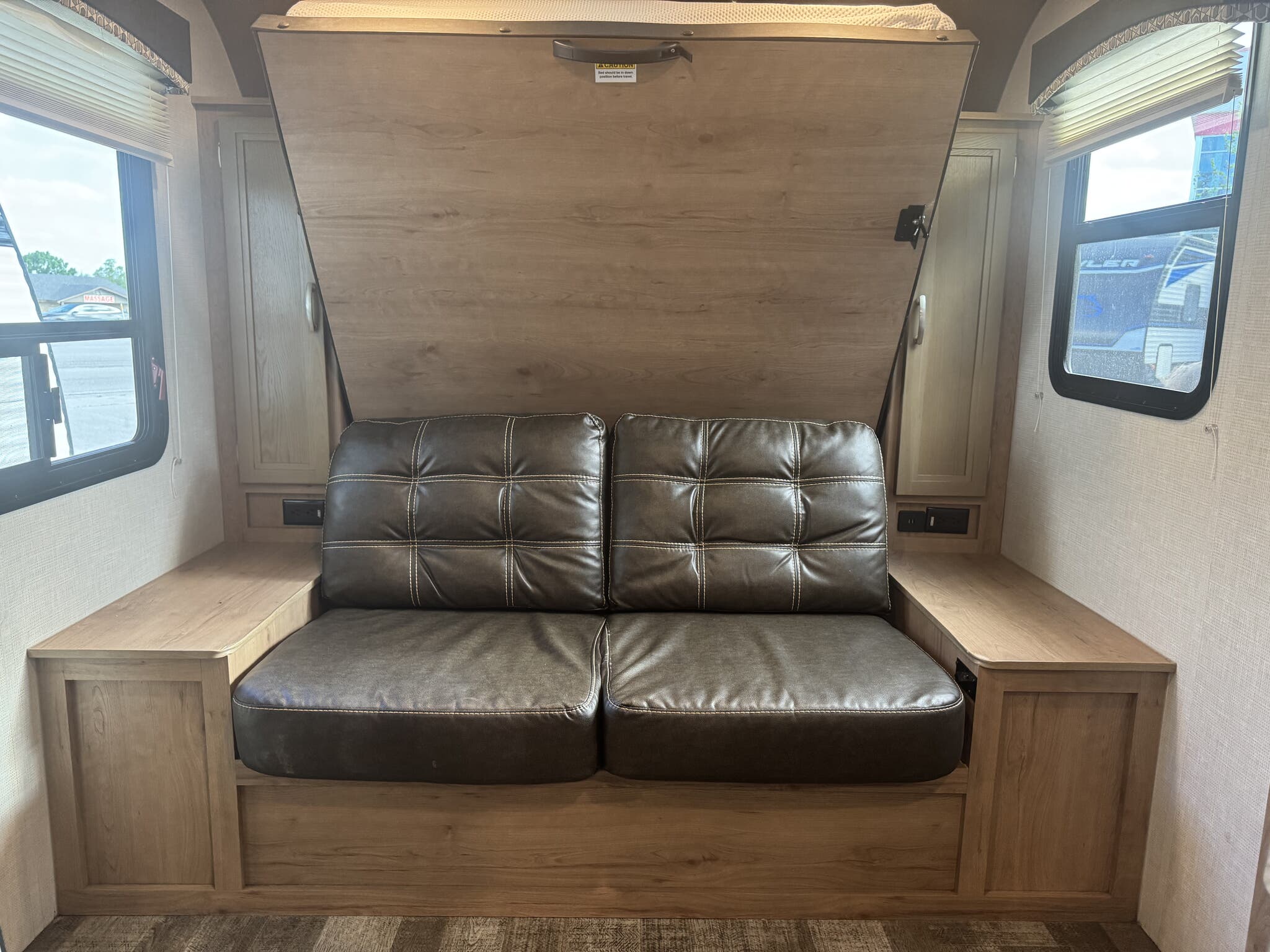 2020 Winnebago Micro Minnie 2306BHS, $ 15,450