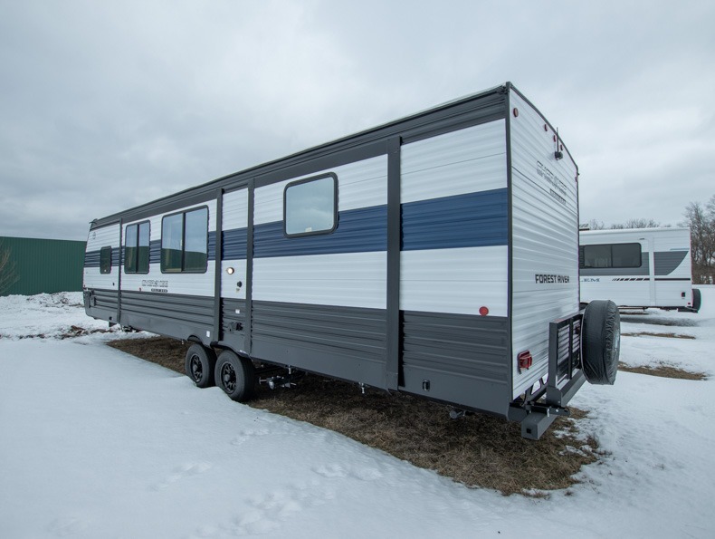 2026 Forest River Cherokee Wolf Den 301BH, $ 56,120