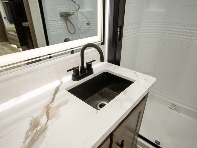 2026 Keystone Cougar Half-Ton (Travel Trailer) 26L, $ 56,244