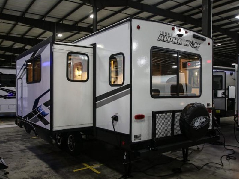 2024 Forest River Cherokee Alpha Wolf 2500RL-L, $ 27,985
