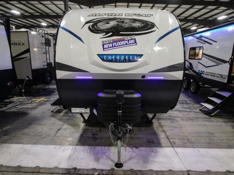 2024 Forest River Cherokee Alpha Wolf 2500RL-L, $ 27,985