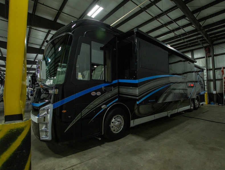 2026 Entegra Coach Cornerstone Reserve 45D, $ 1,116,480