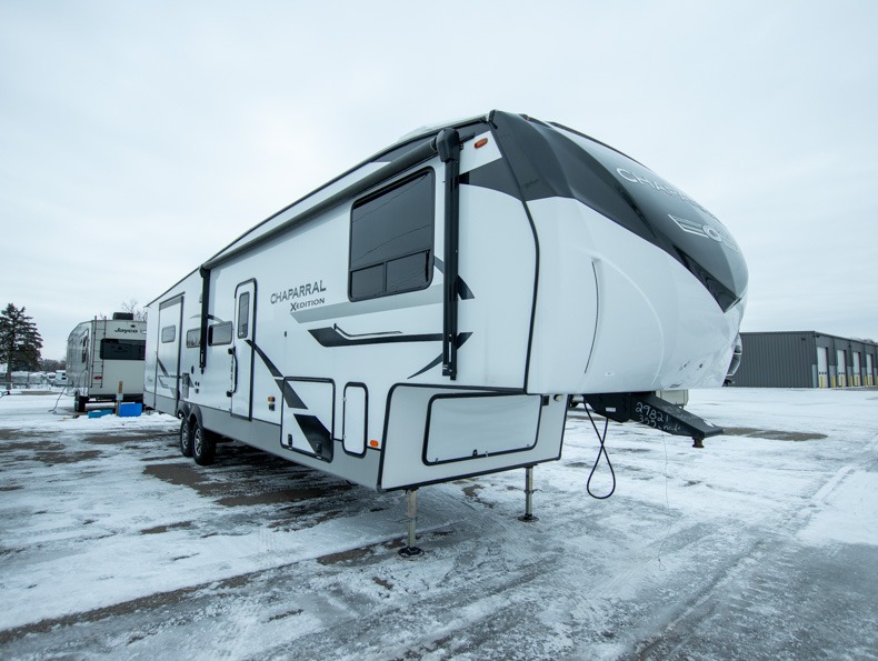 2023 Coachmen Chaparral X Edition 355FBX, $ 55,575
