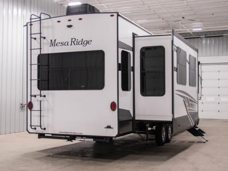 2023 Open Range Mesa Ridge Fifth Wheels 379FBS, $ 64,975