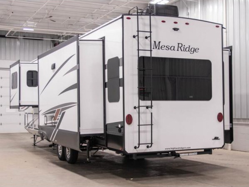 2023 Open Range Mesa Ridge Fifth Wheels 379FBS, $ 64,975