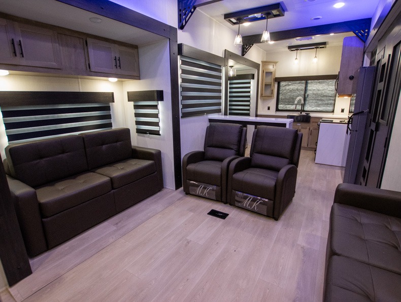 2026 Forest River Cherokee Timberwolf 39DK, $ 83,203