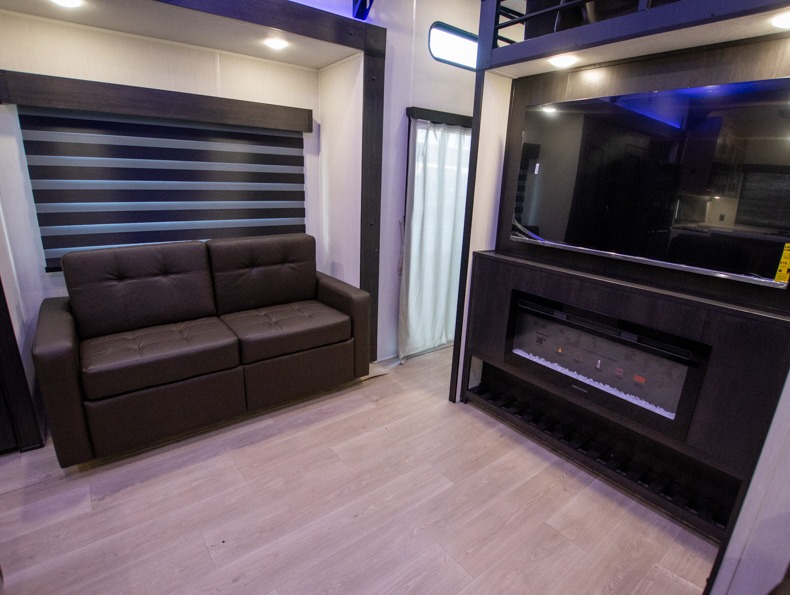 2026 Forest River Cherokee Timberwolf 39DK, $ 83,203