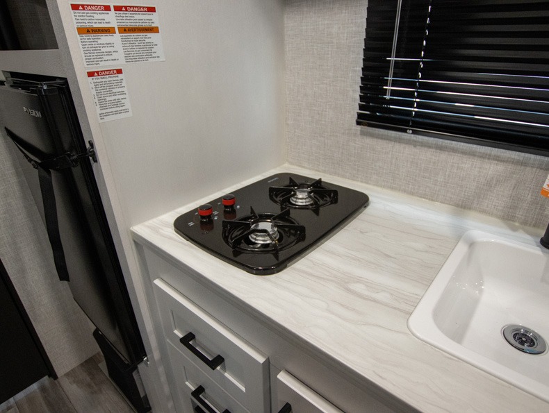 2025 Jayco Jay Flight SLX 170FQ Sport Edition, $ 23,086