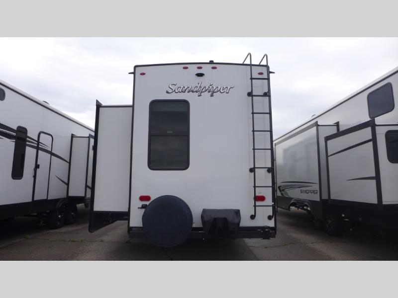 2022 Forest River Sandpiper 3330BH, $ 54,995