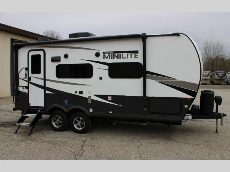 2025 Forest River Rockwood Mini Lite 2109S, $ 42,455