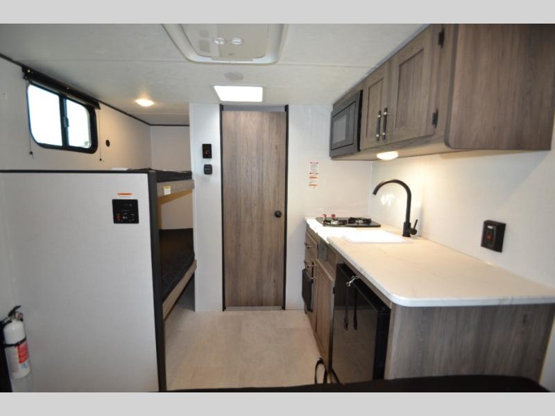 2026 CrossRoads Zinger Lite Mini ZR12BH, $ 10,995