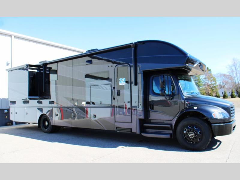 2025 Jayco Seneca 37K, $ 370,457