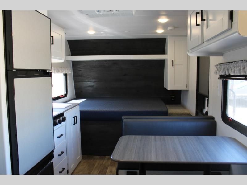 2023 Keystone Hideout 201BH, $ 0