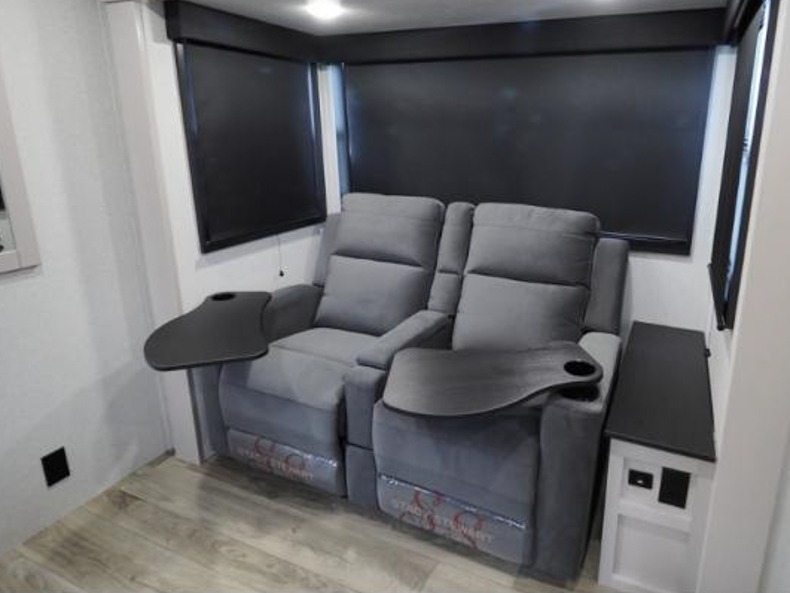 2026 Jayco Jay Feather 19MRK, $ 49,253