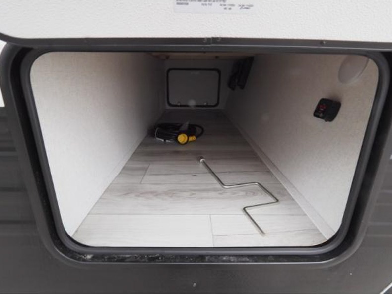 2025 Keystone Hideout 24RBS, $ 23,999