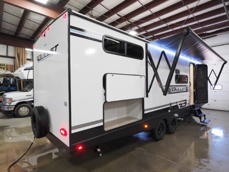2025 Keystone Bullet Classic (East) 2640BH, $ 39,631