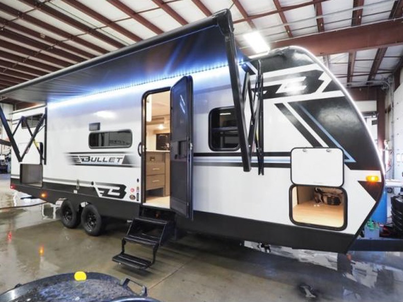 2025 Keystone Bullet Classic (East) 2640BH, $ 39,631