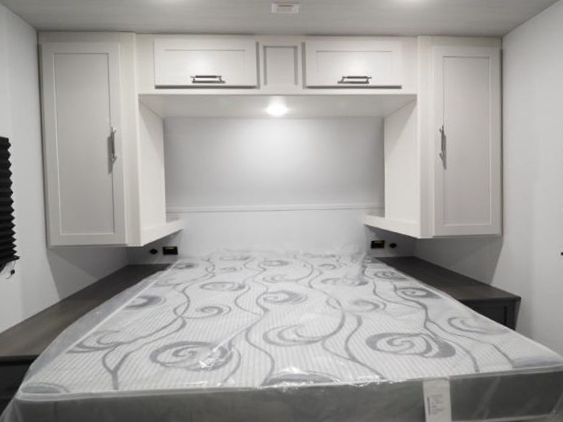 2025 Keystone Bullet Classic (East) 2640BH, $ 39,631