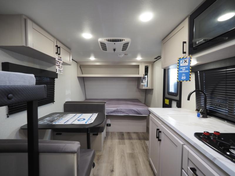 2026 Jayco Jay Feather Air SL 17BHSL, $ 24,818