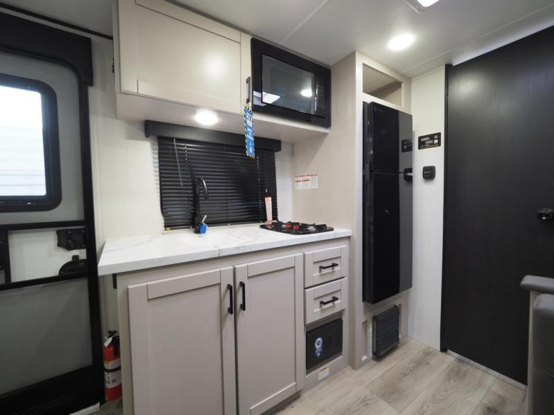 2026 Jayco Jay Feather Air SL 17BHSL, $ 24,818