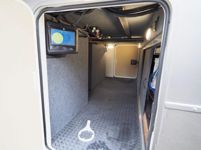 2022 DRV Mobile Suites 41FKMB, $ 233,076