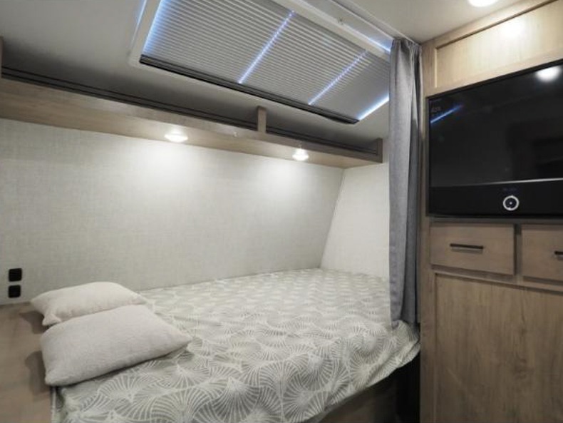 2022 Ember RV Overland Series 171FB, $ 29,999