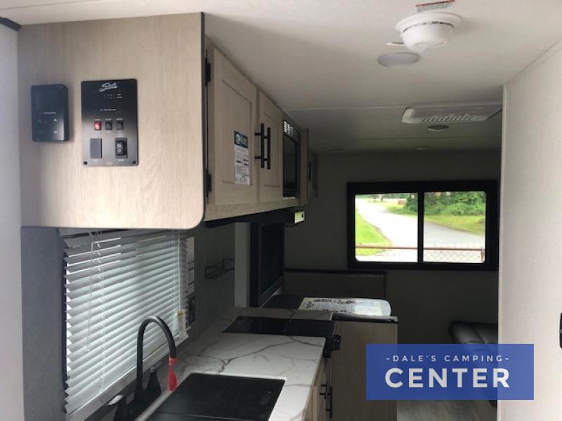 2025 Shasta I-5 521CK, $ 20,999