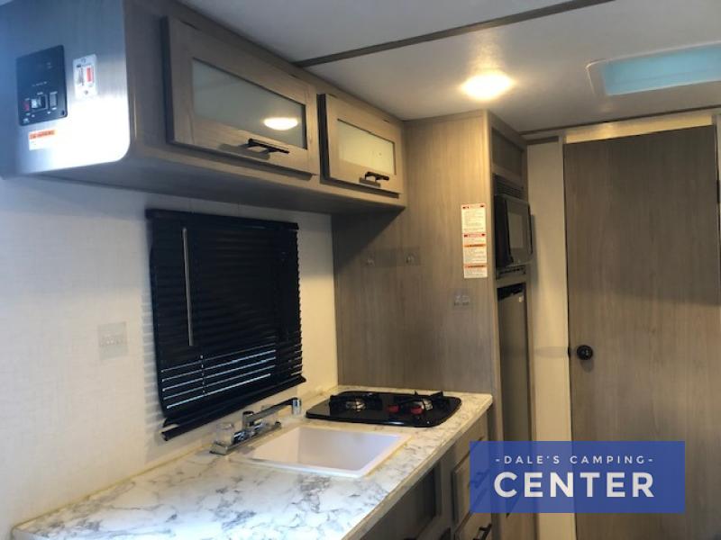 2024 Dutchmen Coleman 17B, $ 11,999