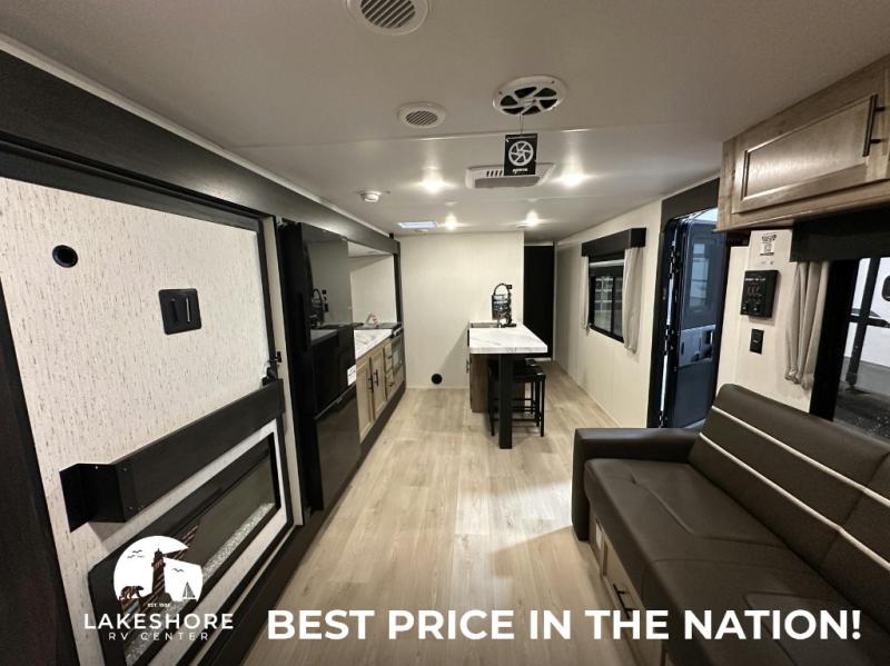 2025 Forest River Cherokee Grey Wolf 27LH, $ 24,999
