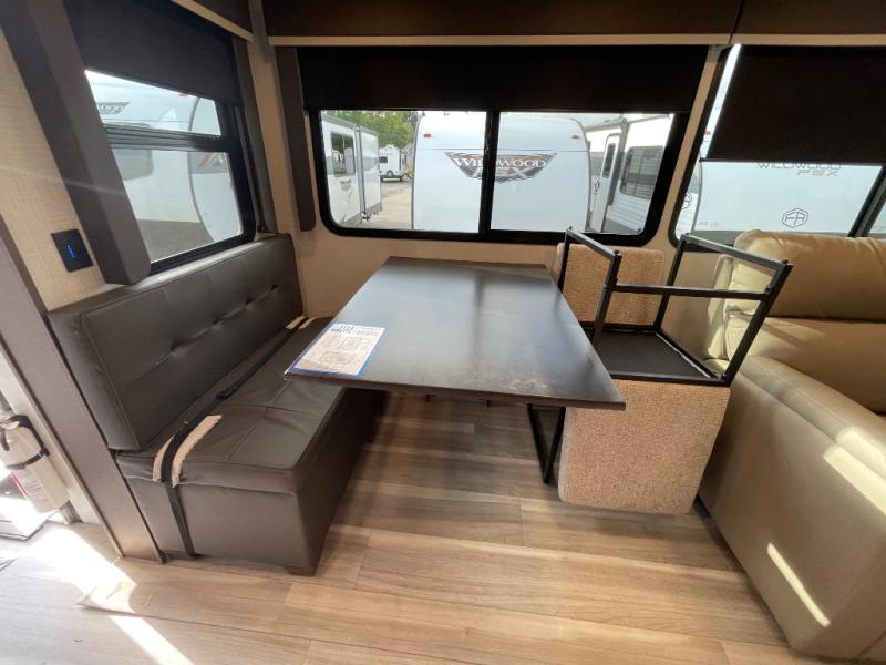 2026 Keystone Cougar Half-Ton (Travel Trailer) 29R, $ 62,717
