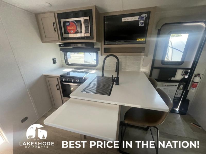 2025 Forest River Flagstaff Super Lite 26BHW, $ 37,999