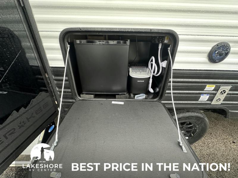 2025 Forest River Cherokee Grey Wolf 29QB, $ 27,999