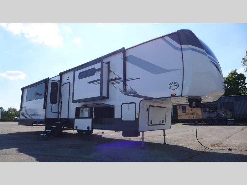 2026 Forest River Sandpiper 3800RK, $ 94,305