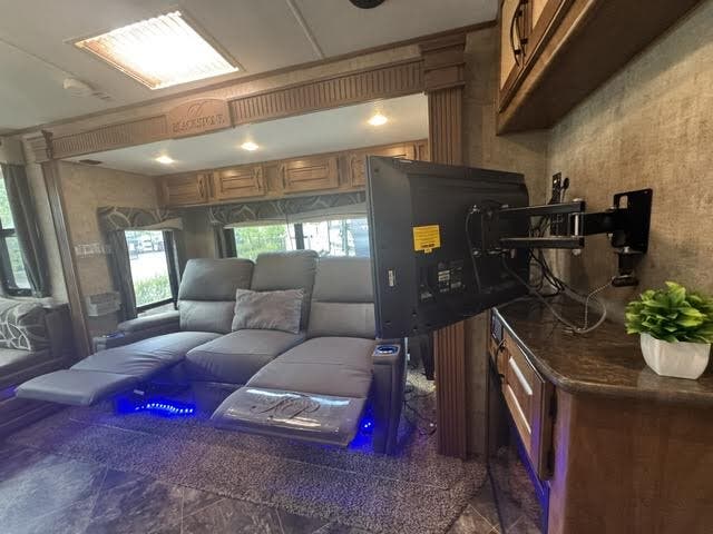 2016 Outdoors RV Blackstone 260RDSB, $ 19,950