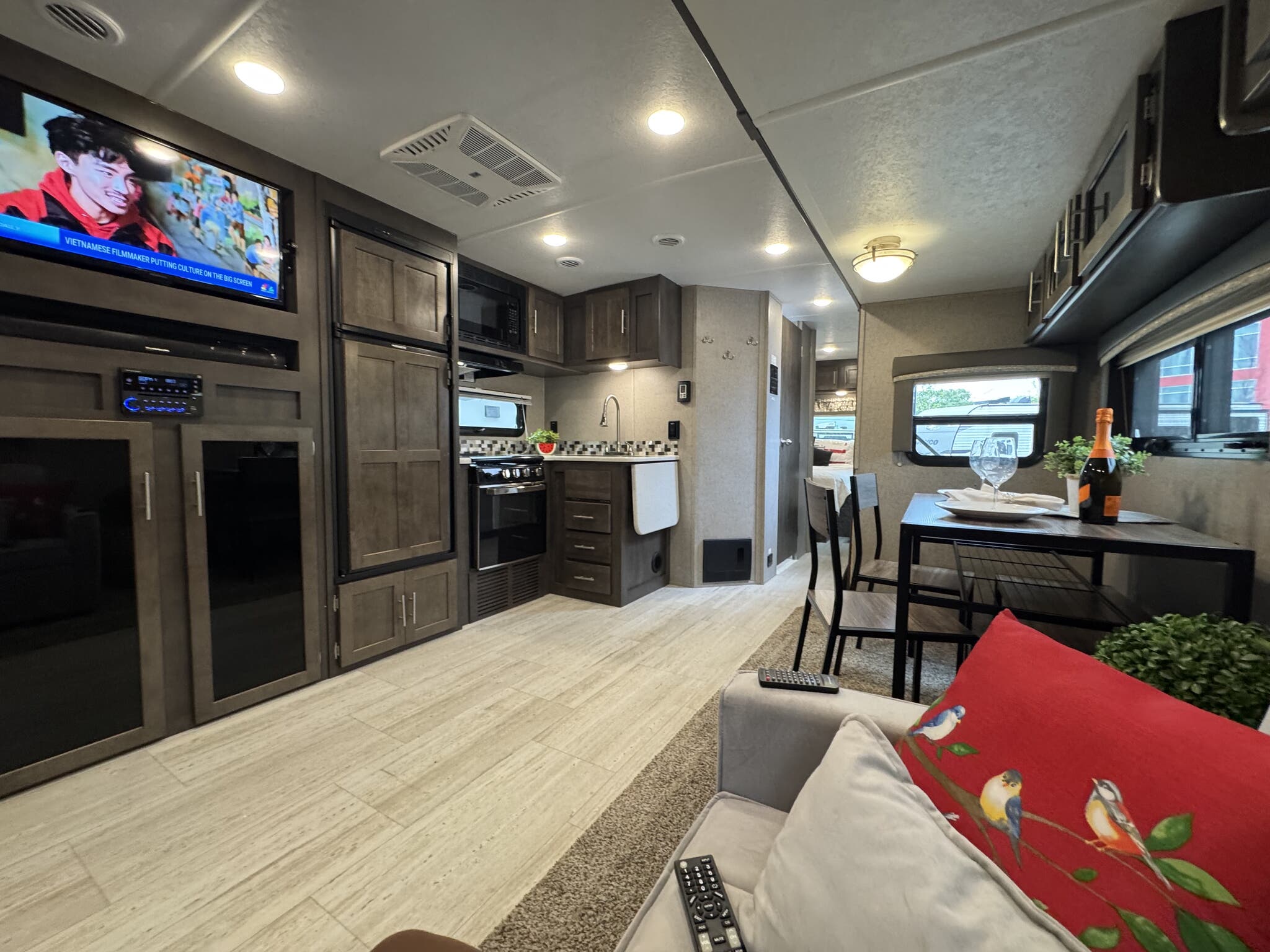 2019 Forest River Rockwood Ultra Lite 2910SB, $ 22,500