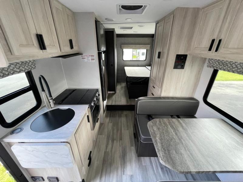 2023 Forest River Forester 2251SLE Ford, $ 79,990